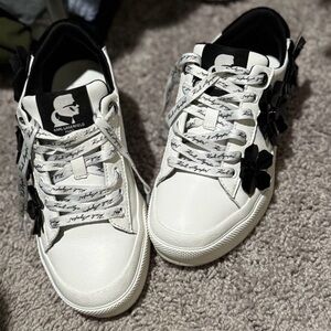 Karl Lagerfeld White Sneakers with Black Floral Detail